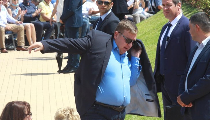 В неговата позиция няма обаче и дума за конкретните обвинения и въпроси за корупция към управлението в България В неговата позиция няма обаче и дума за конкретните обвинения и въпроси за корупция към управлението в България