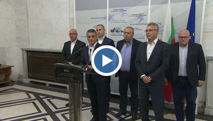 Това стана ясно след изявление пред медиите