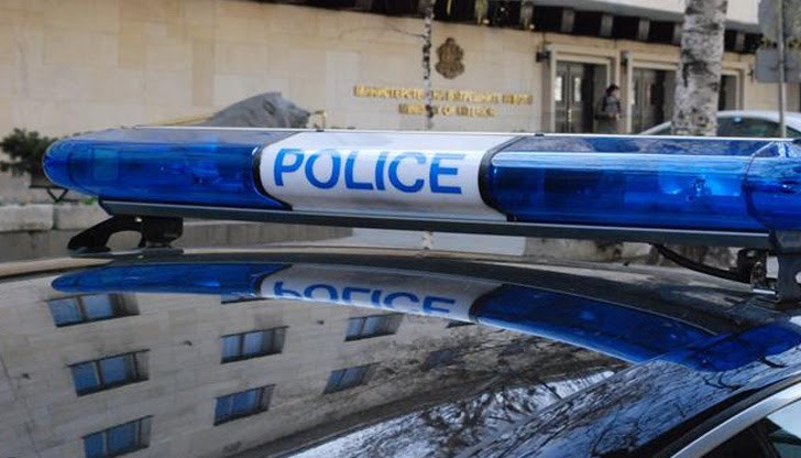 РУ–Силистра се обръща с молба към гражданите, които имат информация за издирваната жена, да се обадят на тел.112 РУ–Силистра се обръща с молба към гражданите, които имат информация за издирваната жена, да се обадят на тел.112