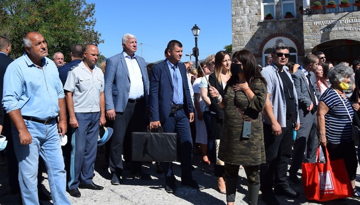 Мигом е била притисната от цивилен, а след това задържана в РПУ Мигом е била притисната от цивилен, а след това задържана в РПУ