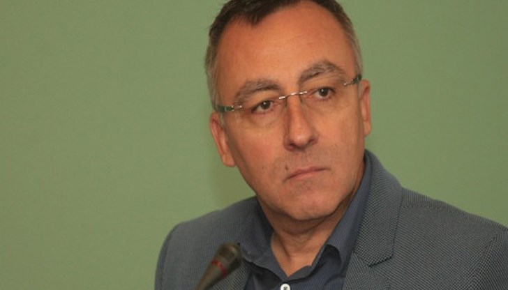 Според Стаматов декларацията от родител за влошеното състояние на детето, изпратена по електронен път, е добра възможност за олекотяване на дейностите в един кризисен период