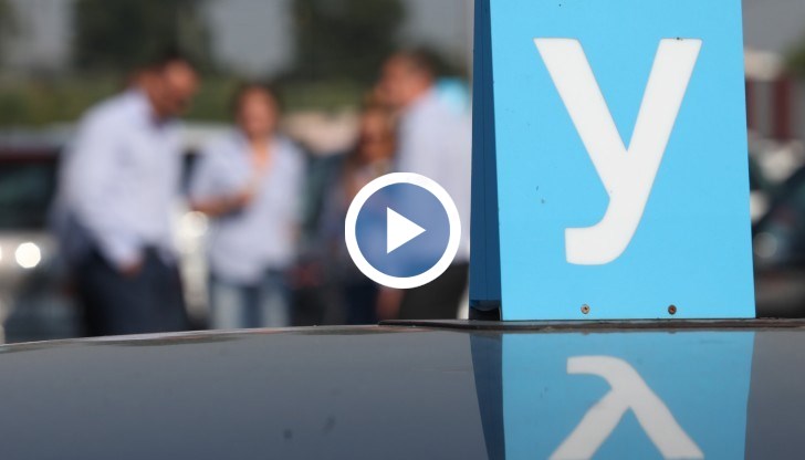 Автоинструктори са готови на протест и искат оставката на Автомобилна администрация, заради липса на компетентност и затрудняване работата на учебните центрове