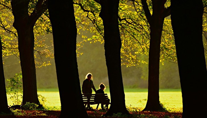 В сряда следобед  - облаци и превалявания