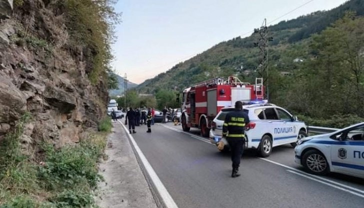 Жена почина, има и трима тежко ранени