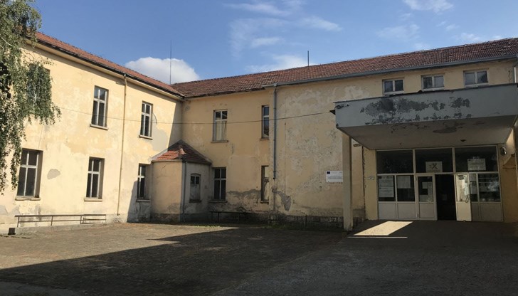 Спешен ремонт на здравната служба в Басарбово и Ново село започва Община Русе