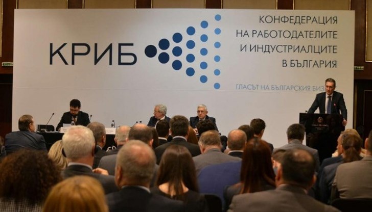 КРИБ и Бобокови с остри нападки и обвинения един към друг