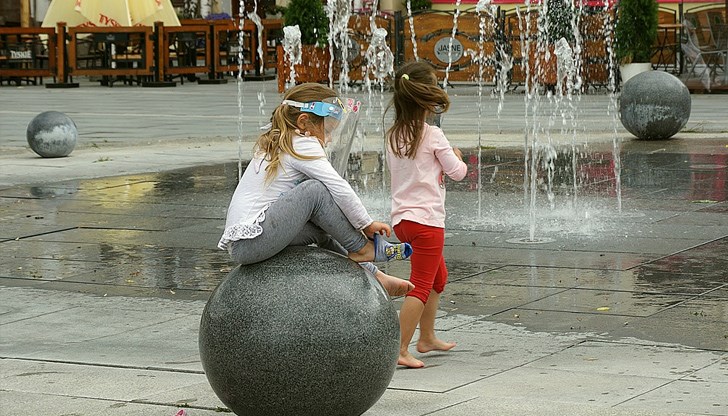 Дръжте вкъщи децата дори с най-леки симптоми, съветва педиатърка