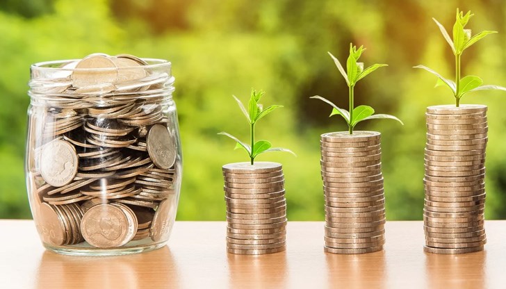 За родители с две деца, месечният им доход трябва да е малко над 5300 лв., за да влязат в групата на най-заможните За родители с две деца, месечният им доход трябва да е малко над 5300 лв., за да влязат в групата на най-заможните