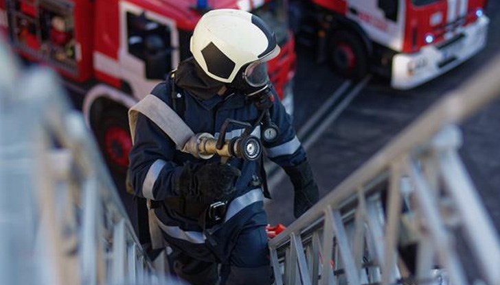 Петима пожарникари са дали положителен резултат за COVID-19 Петима пожарникари са дали положителен резултат за COVID-19