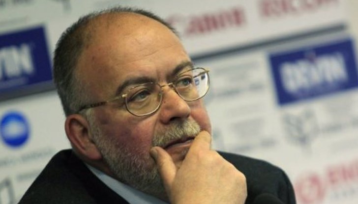 Няма власт, която да може да удържи продължително, когато е загубила своята легитимност