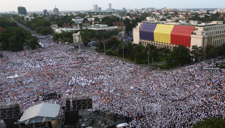 Настоящата власт в Румъния се върна към реформите, гражданското общество е активна сила