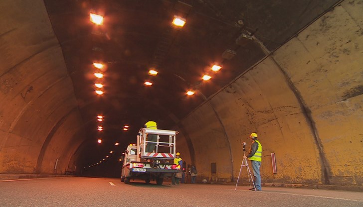 От АПИ призовават за шофиране с повишено внимание и съобразена скорост От АПИ призовават за шофиране с повишено внимание и съобразена скорост