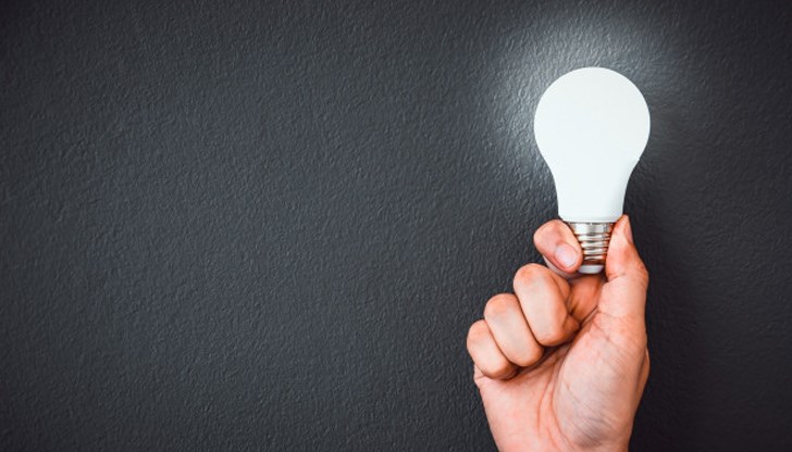 LED крушките са в пъти по-ефективни, те доставят много по-ярка светлина и намаляват вредните емисии в природата