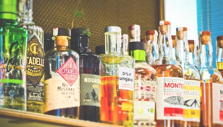 Освен Румъния и България и Унгария е с евтин алкохол