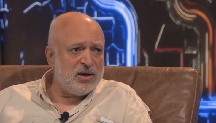 Велислав Минеков коментира снощните протести в София във Вечерното шоу на Слави Трифонов