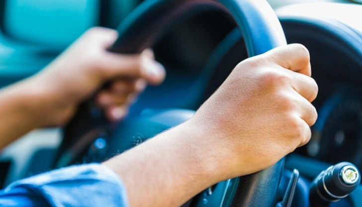 Двама 19-годишни младежи са загинали при катастрофа сутрин в Добрич