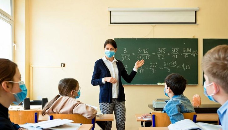 Здравното министерство пусна наръчник за родители