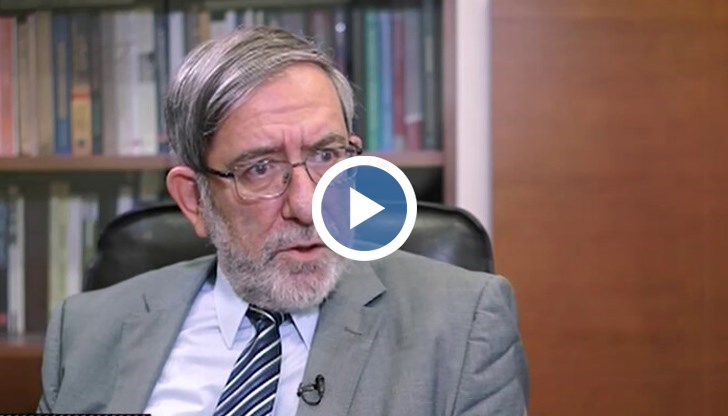 Преди седмица в интернет бе публикувано  пространно интервю с Димитров, след което той бе охулен, най-вече в социалните мрежи, като застъпник на властта