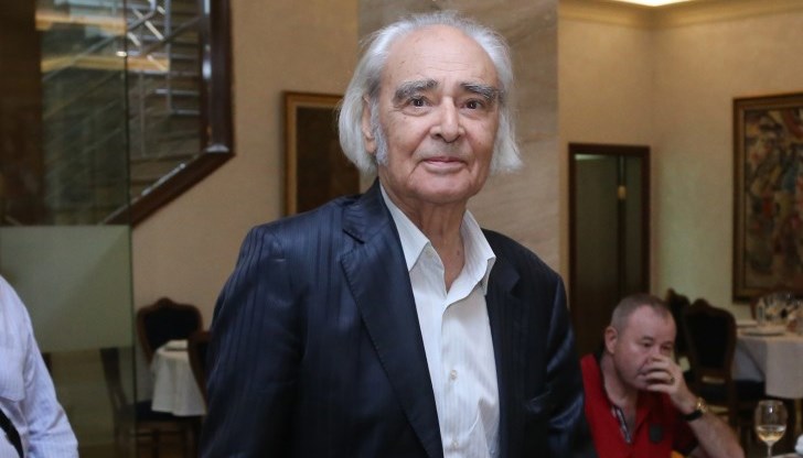 За днешното време 90-годишният автор не се наема да напише роман и пожела това на по-младите му колеги, а за съвет им отправи единствено да бъдат честни и справедливи