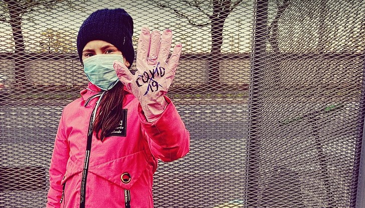 От 14 септември Австрия затяга правилата за носене на медицински маски, като те ще са задължителни в затворените помещения - в магазини и публични институции От 14 септември Австрия затяга правилата за носене на медицински маски, като те ще са задължителни в затворените помещения - в магазини и публични институции