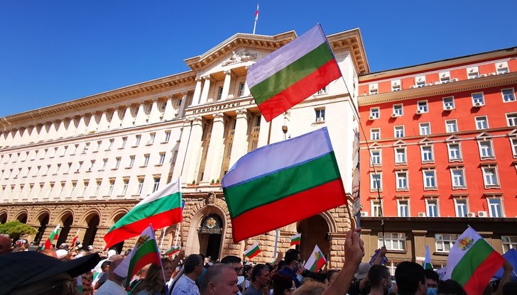 Само да те информирам, че страхът не се води уважителна, а унизителна причина