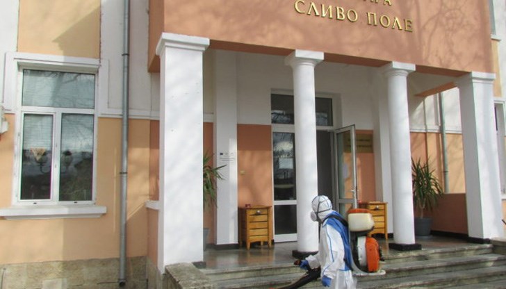 Сред новозаразените е и 34-годишна жена от Русе