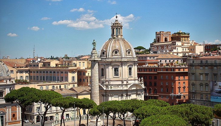 Още с влизането си нашенците трябва да попълнят декларация, в която се посочва адресите, където ще бъдат поставени под изолация Още с влизането си нашенците трябва да попълнят декларация, в която се посочва адресите, където ще бъдат поставени под изолация