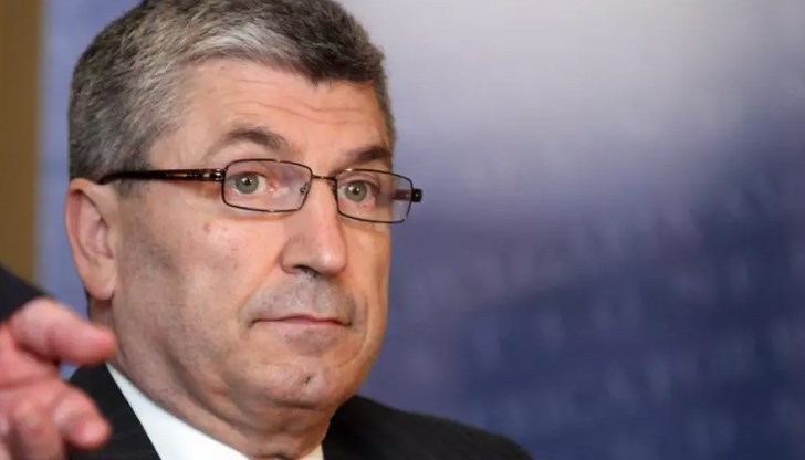 Василев е категоричен, че не бива да допускаме в управлението на България мутри Василев е категоричен, че не бива да допускаме в управлението на България мутри