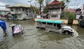Хиляди се евакуират заради тайфун във Филипините