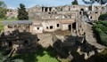 Канадка върна откраднати артефакти от Помпей, били "прокълнати"