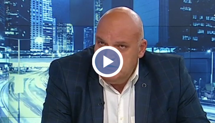 Цялата финансова борба с Ковид-19 е на плещите на НЗОК, заяви той