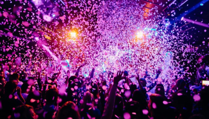 Чалготеките използват хитър трик - смениха работното си време Чалготеките използват хитър трик - смениха работното си време