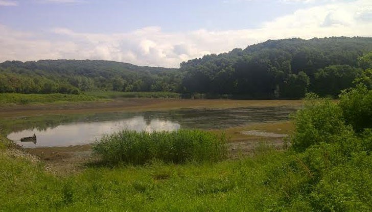 Проверките се извършват от областна междуведомствена комисия, а предмет на обследването и контрола са елементите, формиращи рисковия фактор на хидротехническите съоръжения и състоянието на аварийното планиране Проверките се извършват от областна междуведомствена комисия, а предмет на обследването и контрола са елементите, формиращи рисковия фактор на хидротехническите съоръжения и състоянието на аварийното планиране
