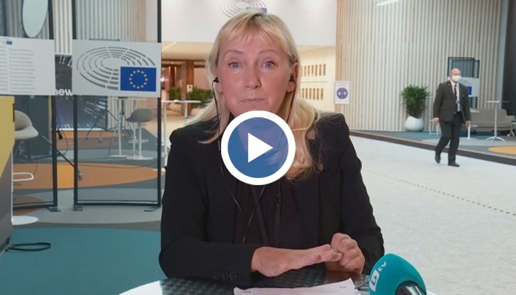 Във финалния текст Европарламентът изразява дълбоко съжаление относно влошаването на принципите на правовата държава, независимостта на съдебната система, борбата с корупцията и свободата на медиите