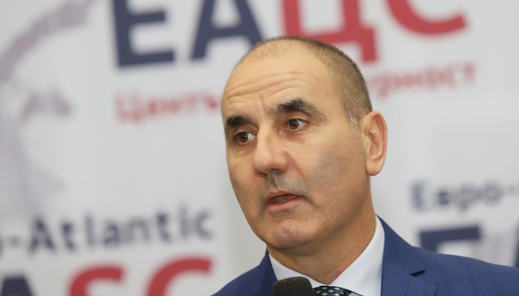 Убеден съм, че ще бъдем незаобиколим фактор в следващия парламент Убеден съм, че ще бъдем незаобиколим фактор в следващия парламент