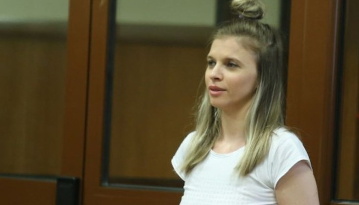 До днес тя беше под домашен арест. Решението на съда ще бъде обжалвано от прокуратурата пред апелативния специализиран съд До днес тя беше под домашен арест. Решението на съда ще бъде обжалвано от прокуратурата пред апелативния специализиран съд