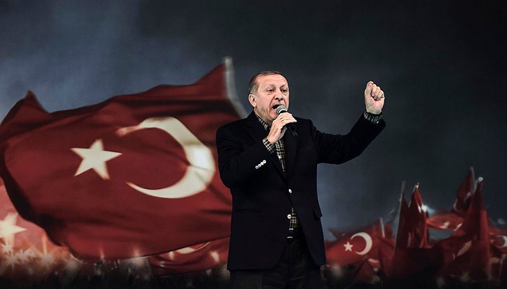 Атаките срещу пророка Мохамед са "въпрос на чест" за Турция и мюсюлманите Атаките срещу пророка Мохамед са "въпрос на чест" за Турция и мюсюлманите