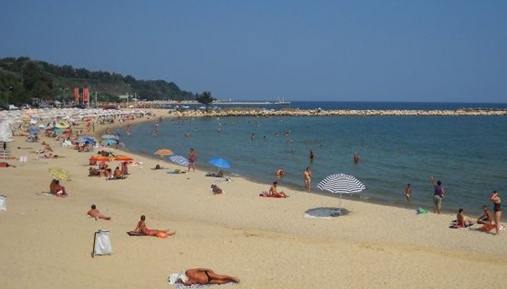 Двата плажа, които ще се дават на концесия са  „Офицерски - изток“ и „Сахара 2“ в община Варна