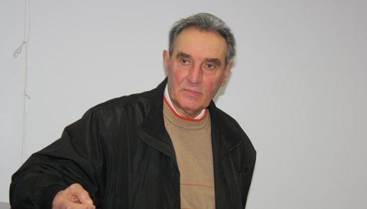 Михайлов е един от създателите на родната социология