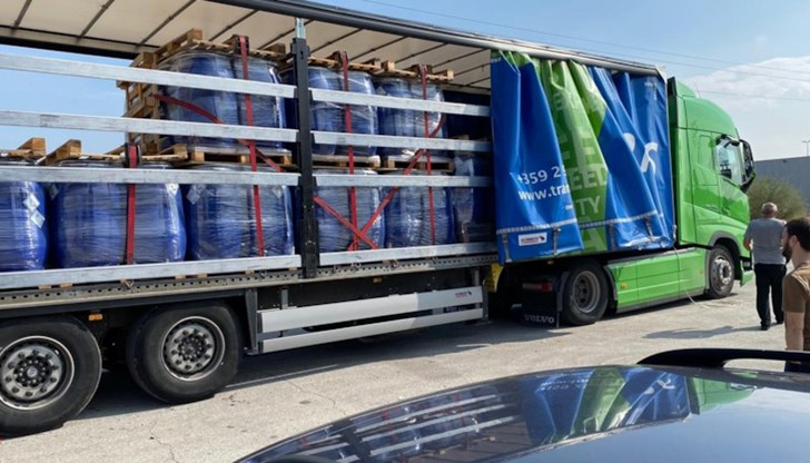 До края на седмицата страната ще напуснат половината от почистените до момента и готови за транспортиране 255 тона пестициди