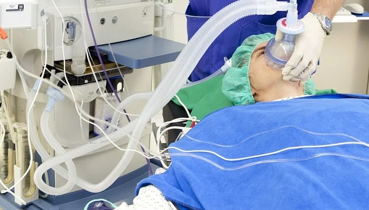 Синът научил за смъртта на родителите си едва няколко дни по-късно от леля си