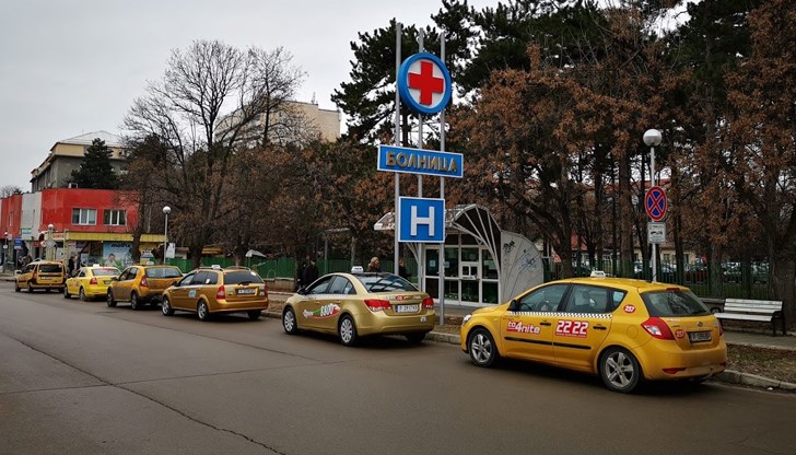 Русенски таксита ще платят само 300 лева от дължимите 500 за патентен данък