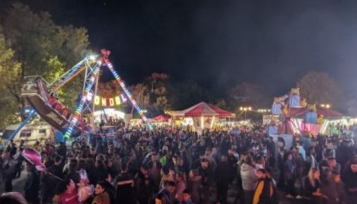 Трябва ли да има такива мероприятия по време на пандемия се питат в Сливен Трябва ли да има такива мероприятия по време на пандемия се питат в Сливен