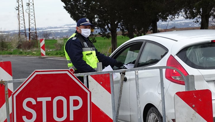 Увеличава се делът на хората, които смятат, че кризата с коронавируса ще продължи