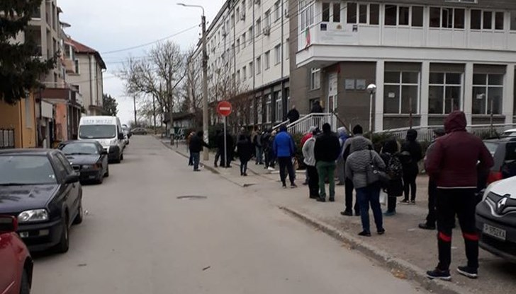 МВР, МОН, АПИ и НОИ са обявили най-много нови работни места в цялата страна МВР, МОН, АПИ и НОИ са обявили най-много нови работни места в цялата страна