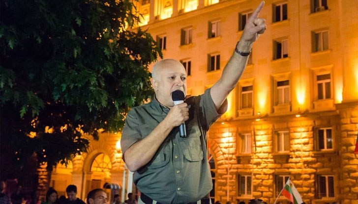 Там разбраха за корупцията в България, за унищожената медийна среда, разбраха за това, че се живее в насилие, в принуда