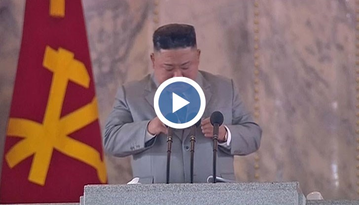 Лидерът на Северна Корея с рядка проява на емоция