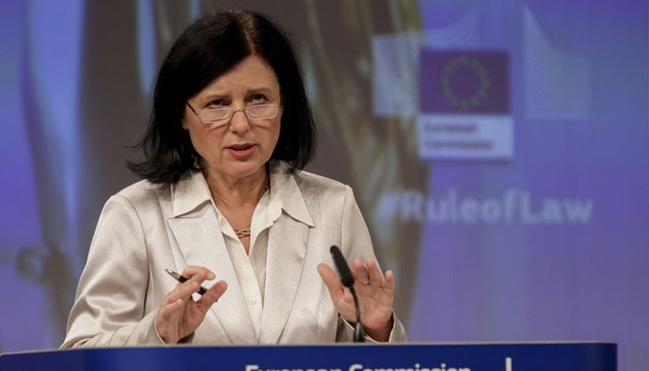 В Брюксел се появи нов феномен - невидимият Бойко Борисов В Брюксел се появи нов феномен - невидимият Бойко Борисов