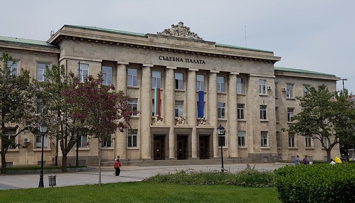 Шофьорът си признал, че е дал 20 евро на полицаите Шофьорът си признал, че е дал 20 евро на полицаите