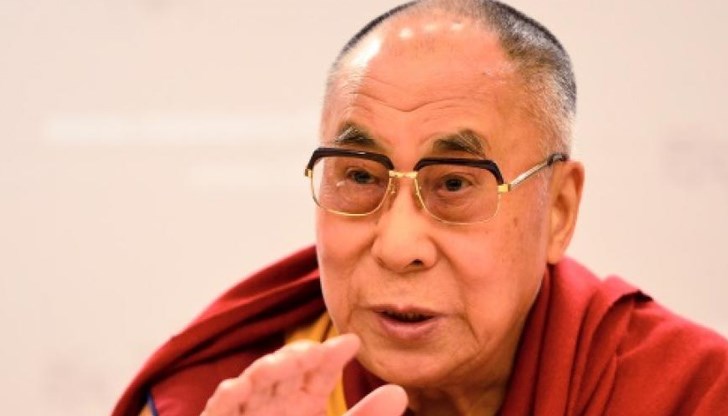 Духовният водач също така съветва хората да намерят вътрешен мир